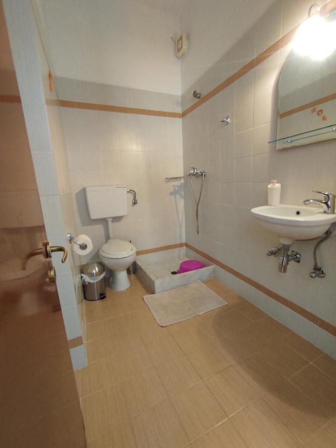 Chrysa'S Studios Лутра Едипсу Екстериор снимка